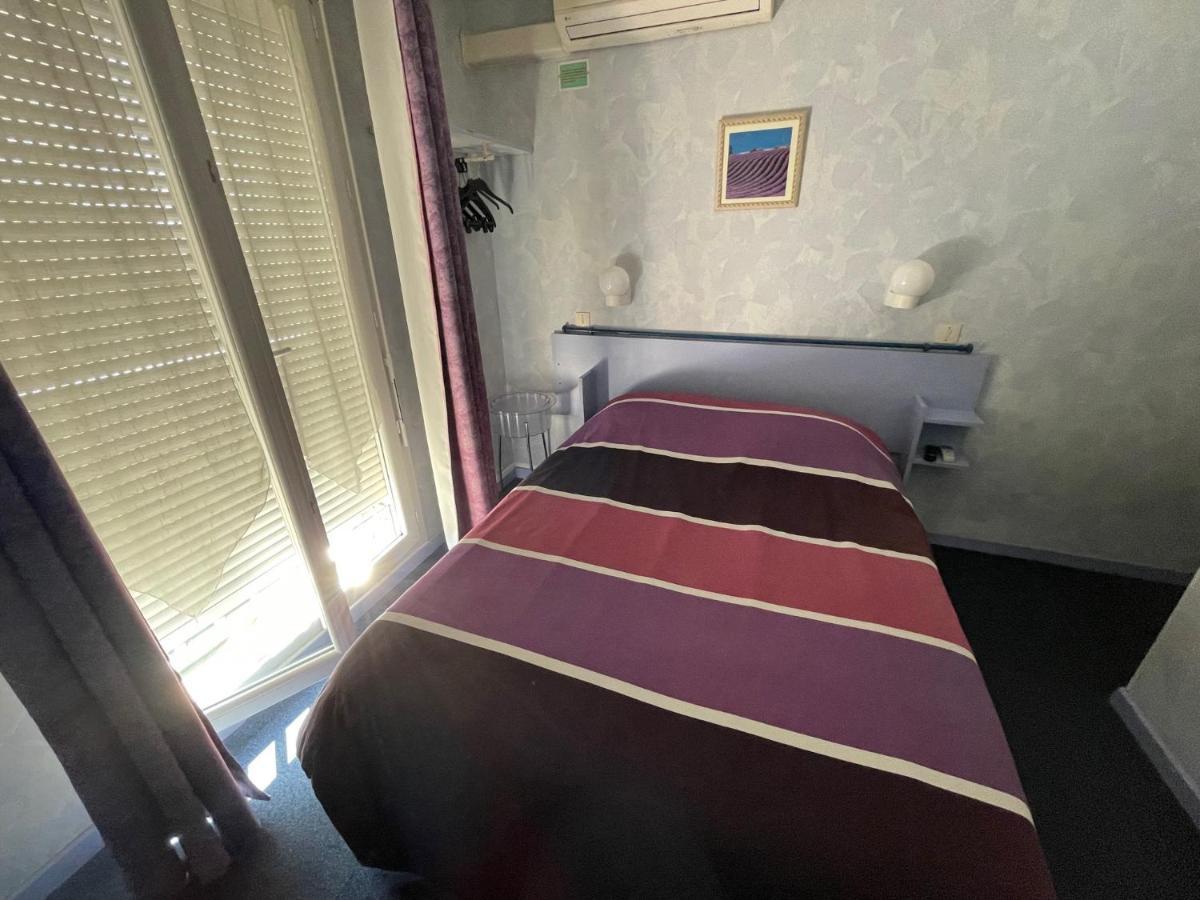Hotel Du Lez Боллен Экстерьер фото
